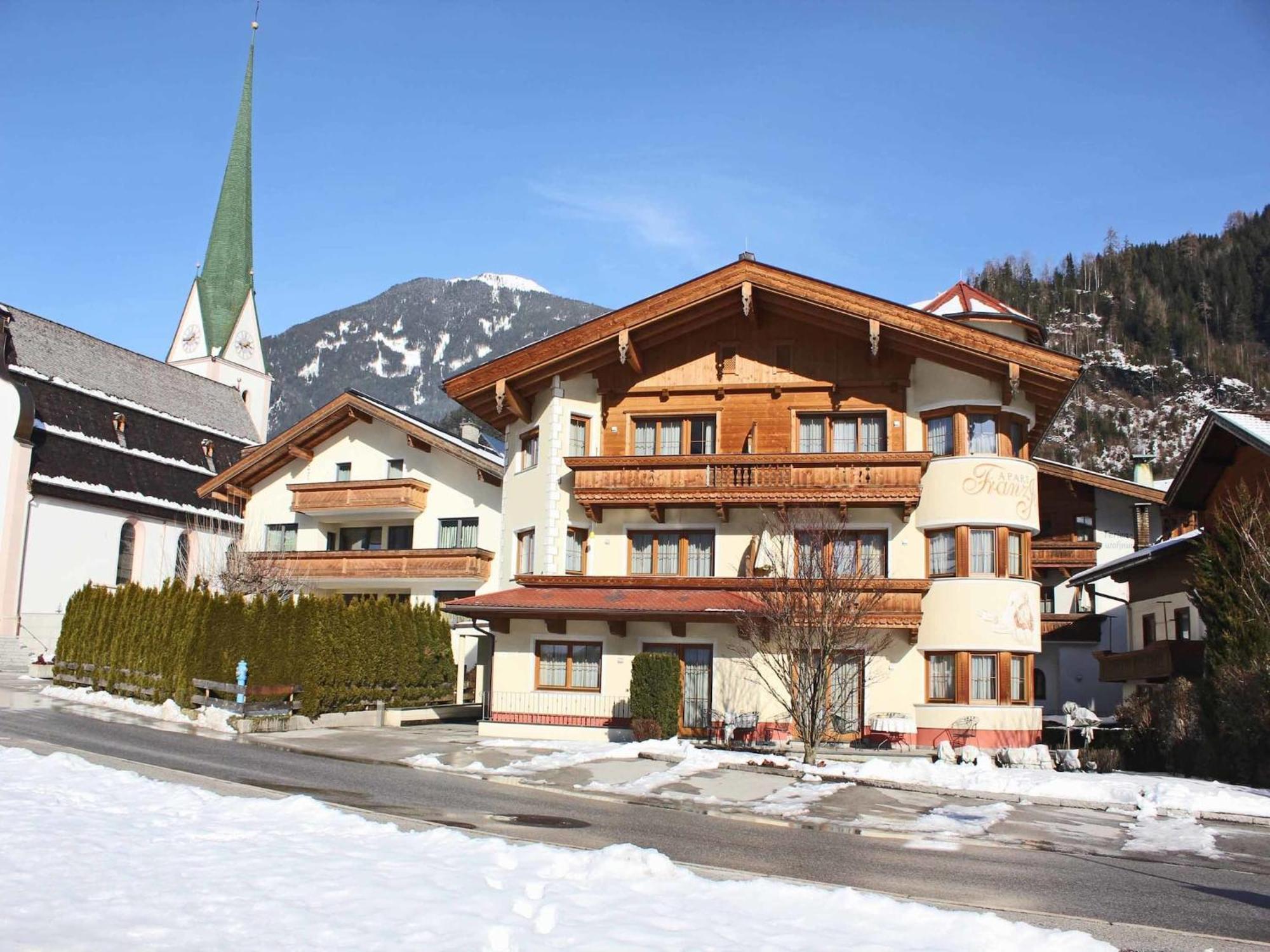 Attractive Holiday Home In Kaltenbach On The Ski Slope Stumm Exterior foto